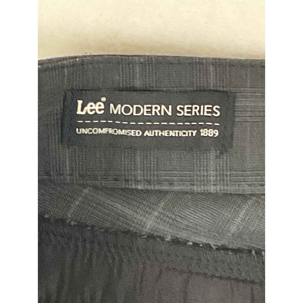 Lee Modern Series Curvy Fit plaid dress pants - Picture 4 of 10